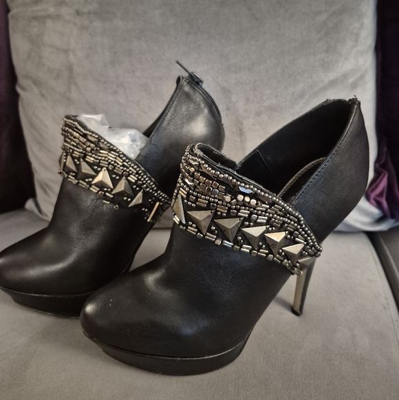 Womans Stelletto Booties - Picture 2 of 4